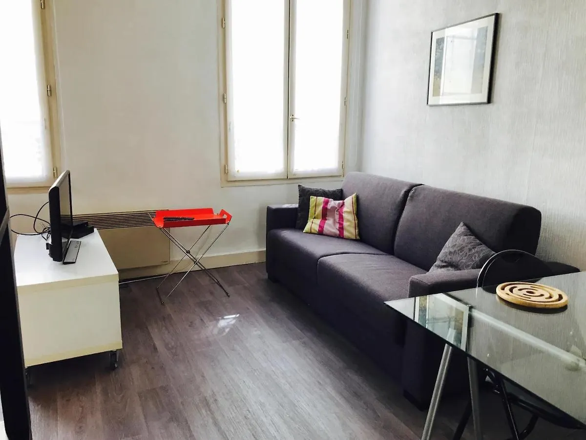 Apartament Studio Oberkampf Paryż