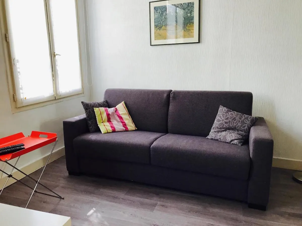 Studio Oberkampf Paris France